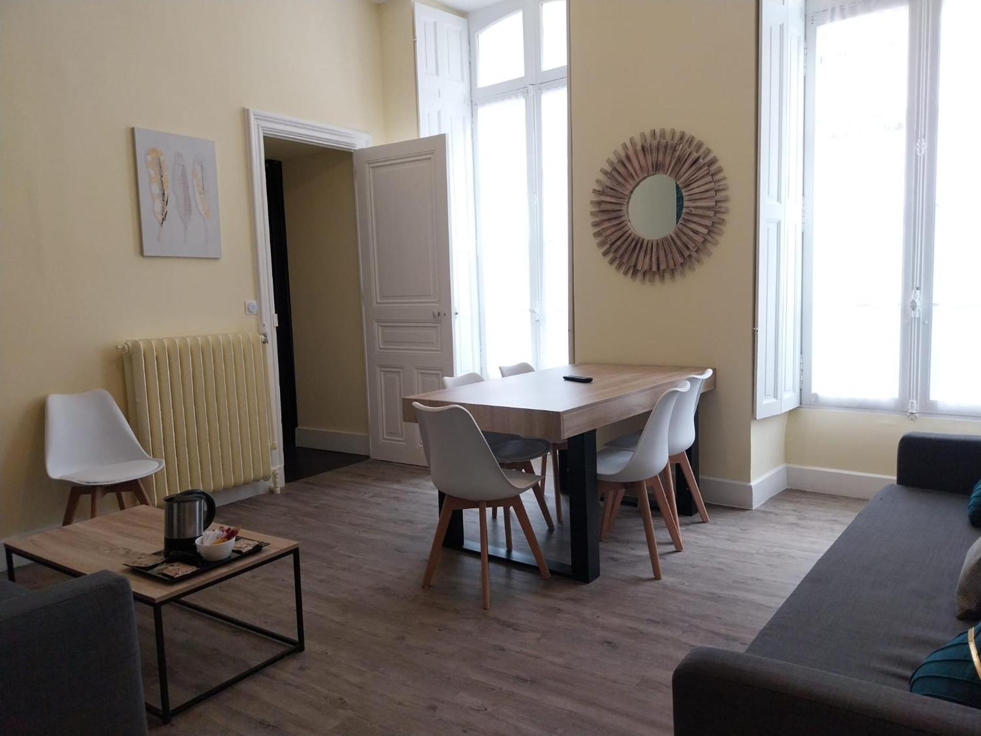 Royal Luchon Aparthotel Bagnères-de-Luchon Εξωτερικό φωτογραφία